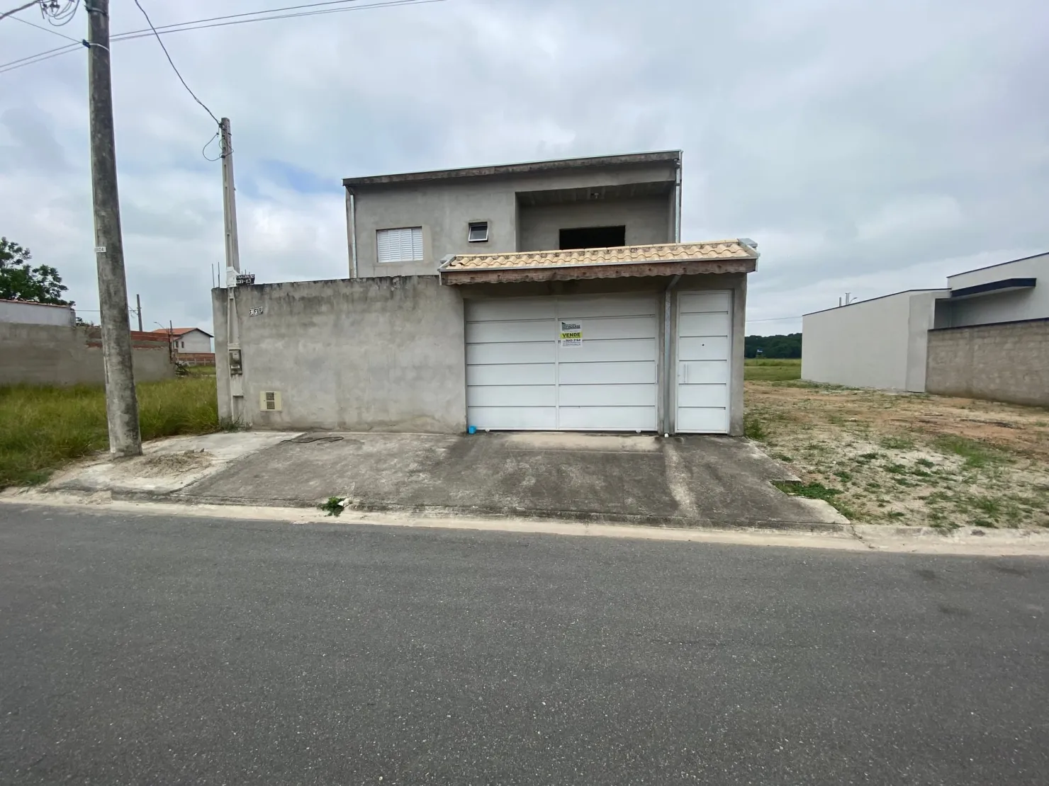 Foto do imóvel Casa à venda 3 Quartos, 1 Suite, 4 Vagas, 237M², Cesar Park, Pindamonhangaba - SP