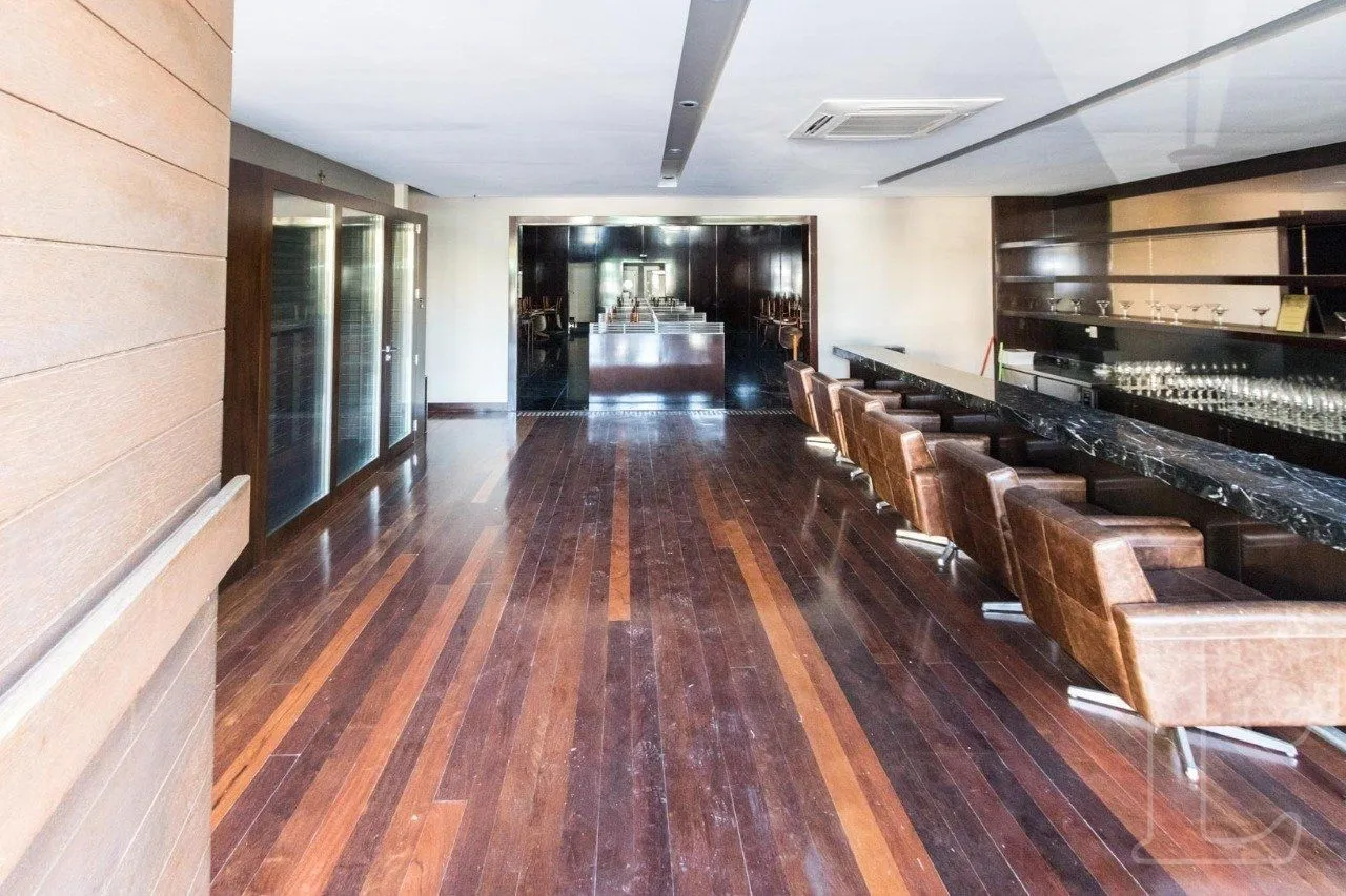 Imagem Predio para Venda - 793m², 0 dormitórios, 24 vagas - Tristeza