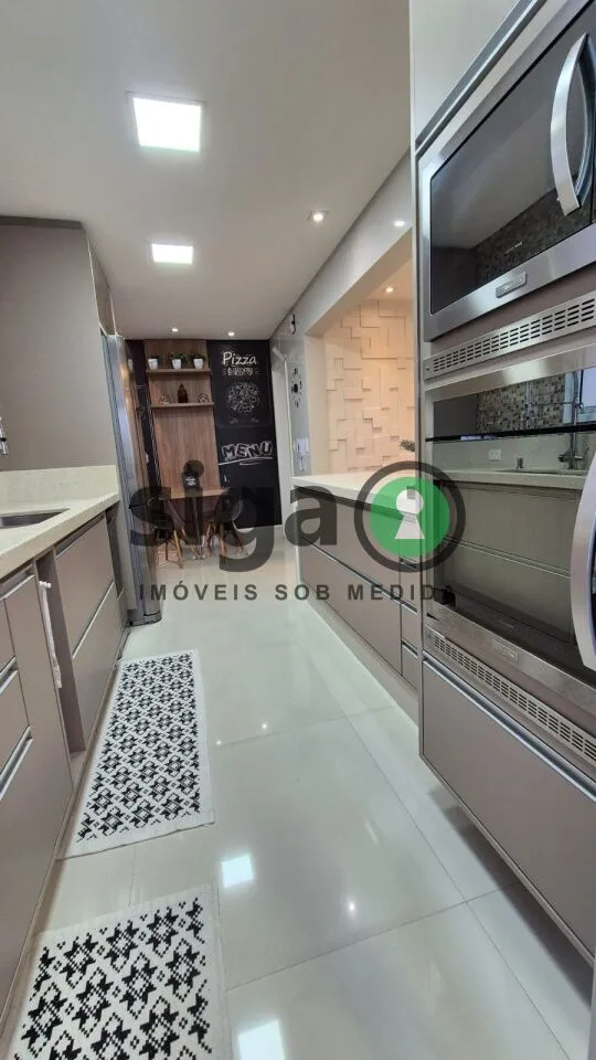 Imagem Apartamento à venda com 136m², 3 quartos sendo 1 Suíte e 2 Vagas fixas.
