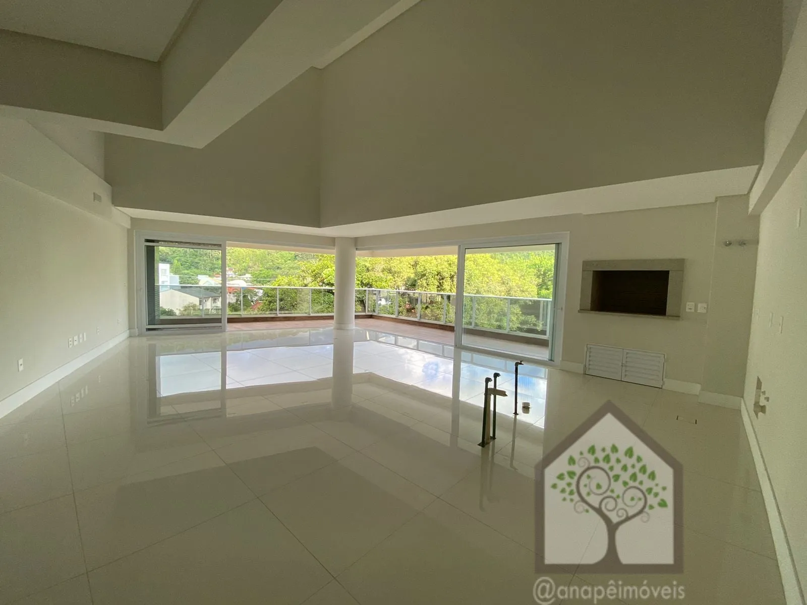 Imagem Apartamento Alto Padrão em Jurerê, Florianópolis/SC