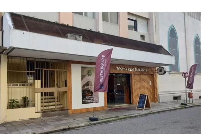 Foto do imóvel Studio à venda em Porto Alegre, Centro Histórico, com 1 quarto, 43,12m2 em Jerônimo Coelho
