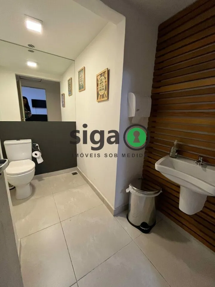 Imagem Oportunidade Única no Jardim Guedala - Imóvel Comercial com 684m² e 8 Vagas!