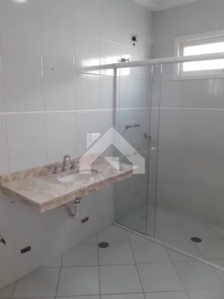 Imagem Casa de Condomínio em Residencial Morada dos Lagos - Barueri