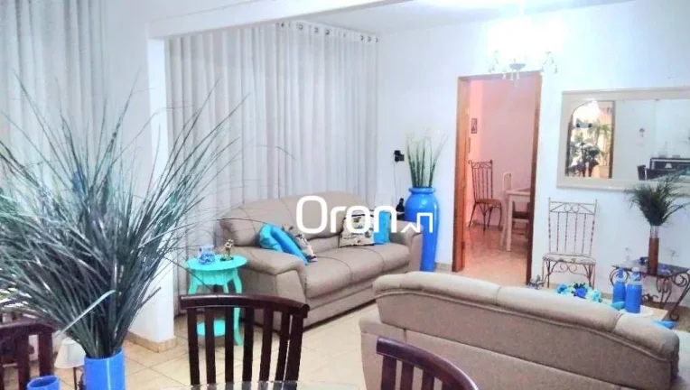 Casa à venda, 301 m² por R$ 490.000,00 - Parque Real - Aparecida de Goiânia/GO