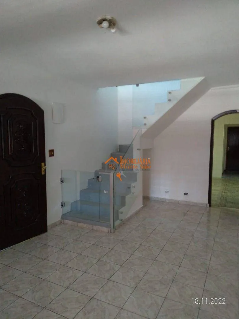 Imagem Sobrado com 3 dormitórios à venda, 153 m² por R$ 700.000,00 - Jardim São Francisco - Guarulhos/SP