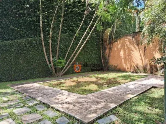 Imagem Casa com 6 dormitórios à venda, 224 m² por R$ 1.100.000,00 - Alpes da Cantareira - Mairiporã/SP