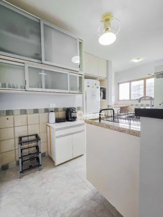 Imagem Apartamento à Venda 100 metros da praia, com 3 Dormitórios 1 suíte 85 m² - em Riviera de São Lourenç