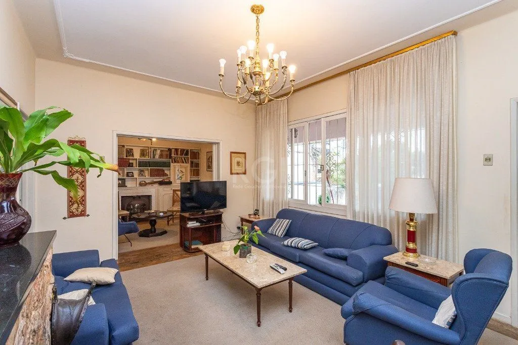 Imagem Casa no bairro Petrópolis de 3 dormitórios