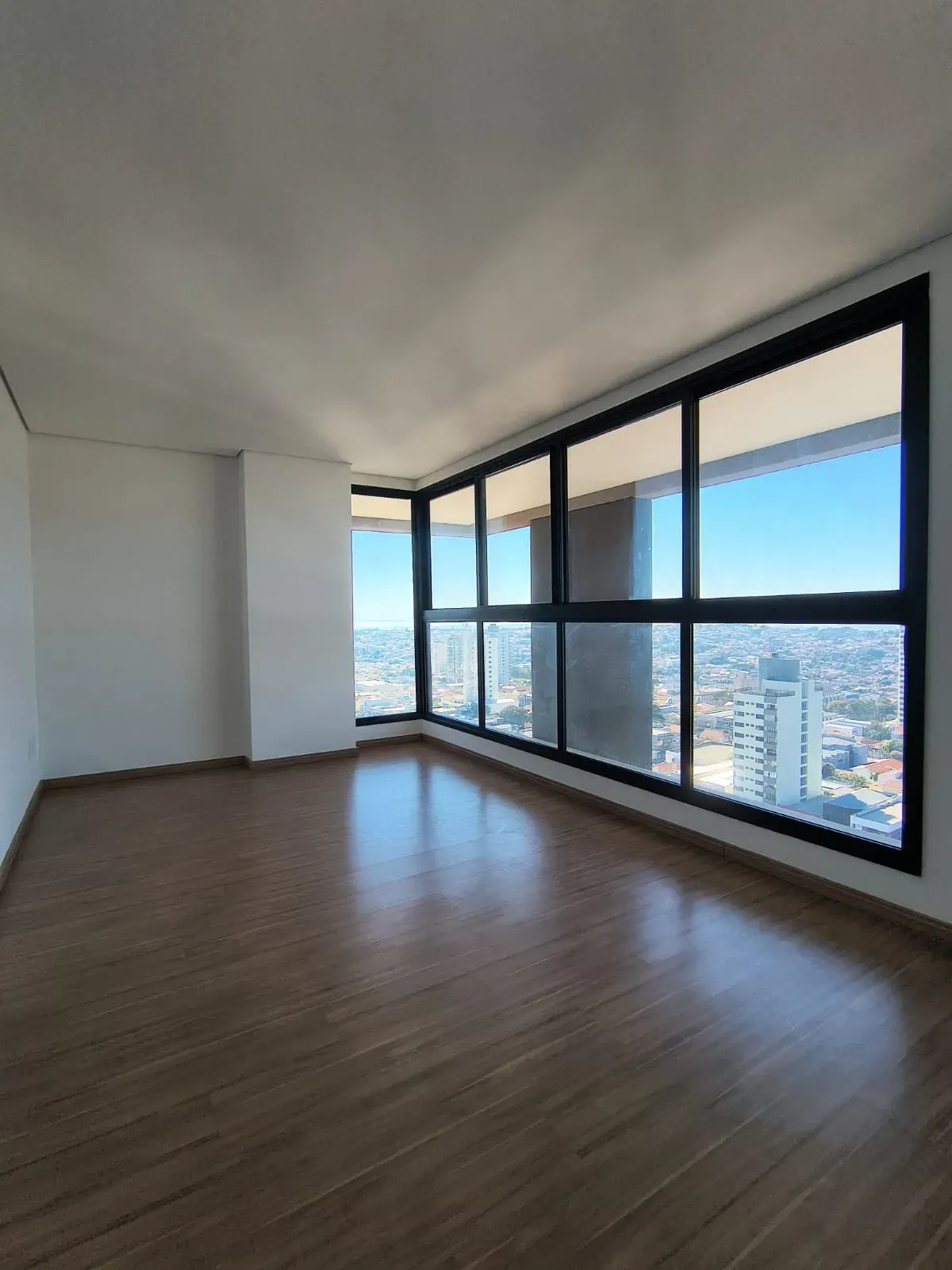 Imagem Apartamento com 2 Quartos à Venda, 230 m² em Centro - Botucatu