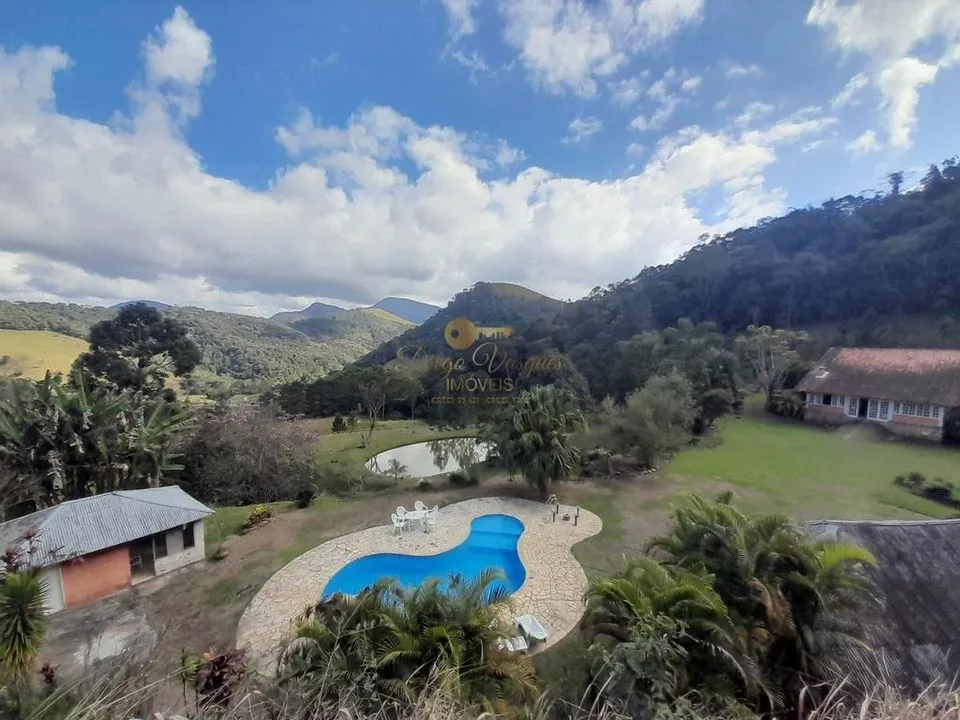 Imagem Sítio para Venda em Teresópolis / RJ no bairro Córrego das Pedras