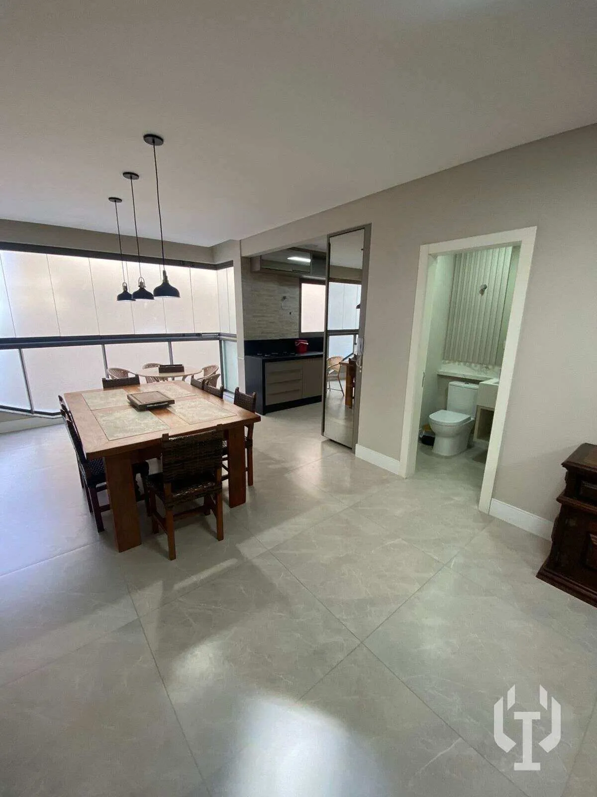 Imagem Apartamento à venda, no Le Blanc, em Itapema, Meia Praia, com 3 quartos