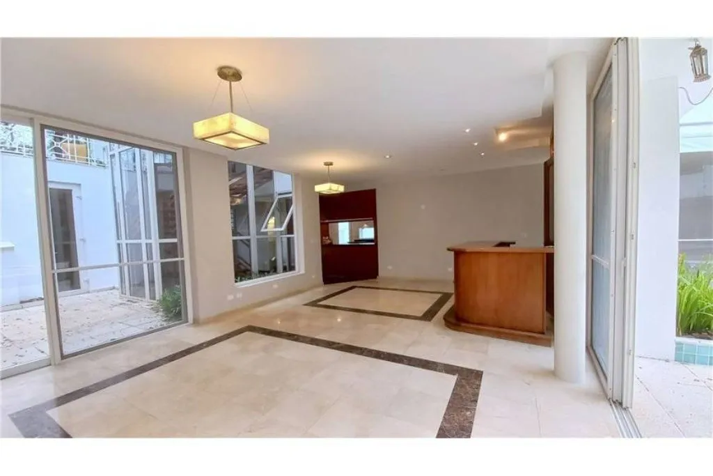 Imagem Alugar casa com 3 suítes em Vila Nova Conceição São Paulo SP