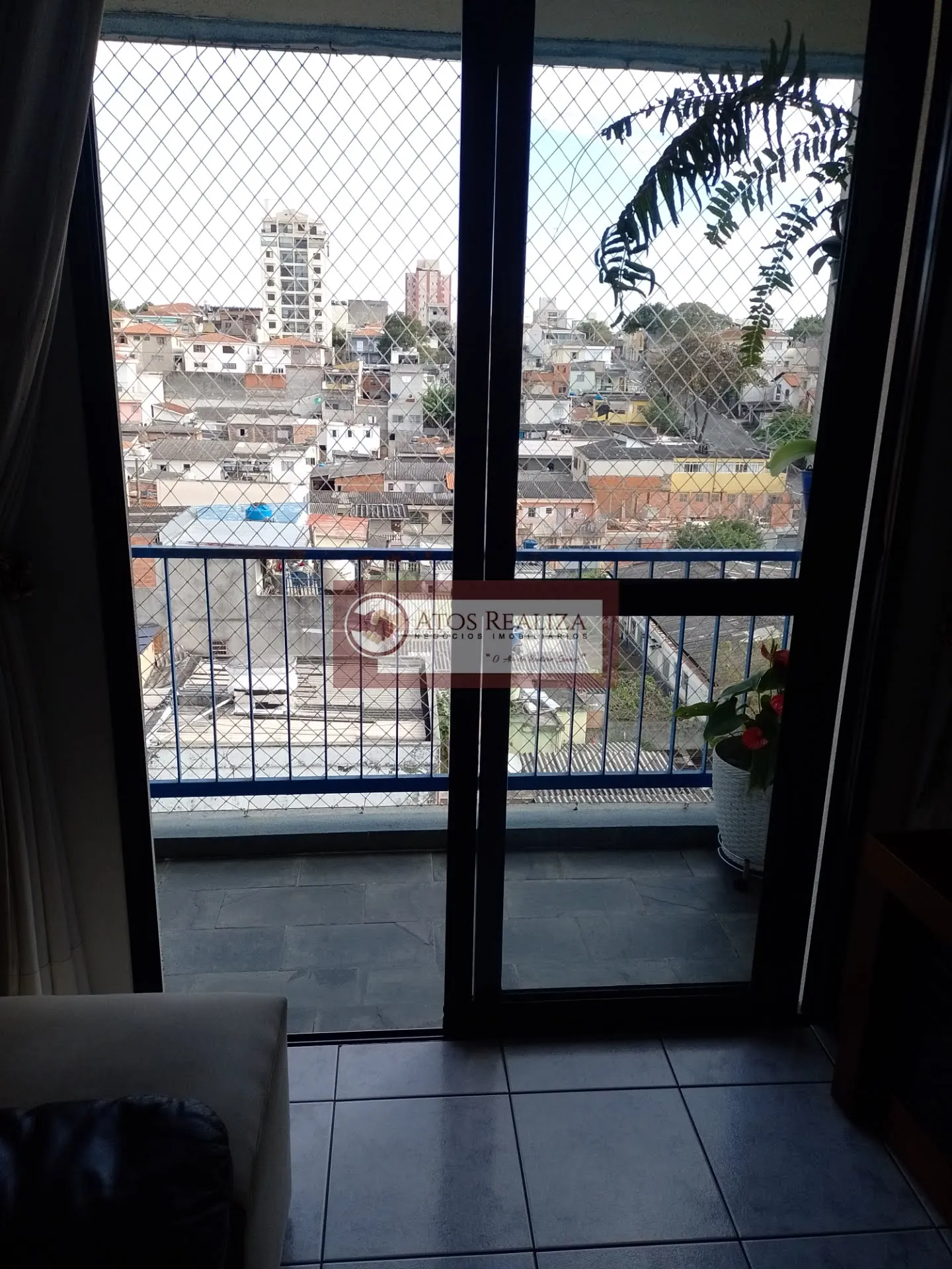 Imagem Compre Apto com sacada em Vila Santa Catarina - São Paulo