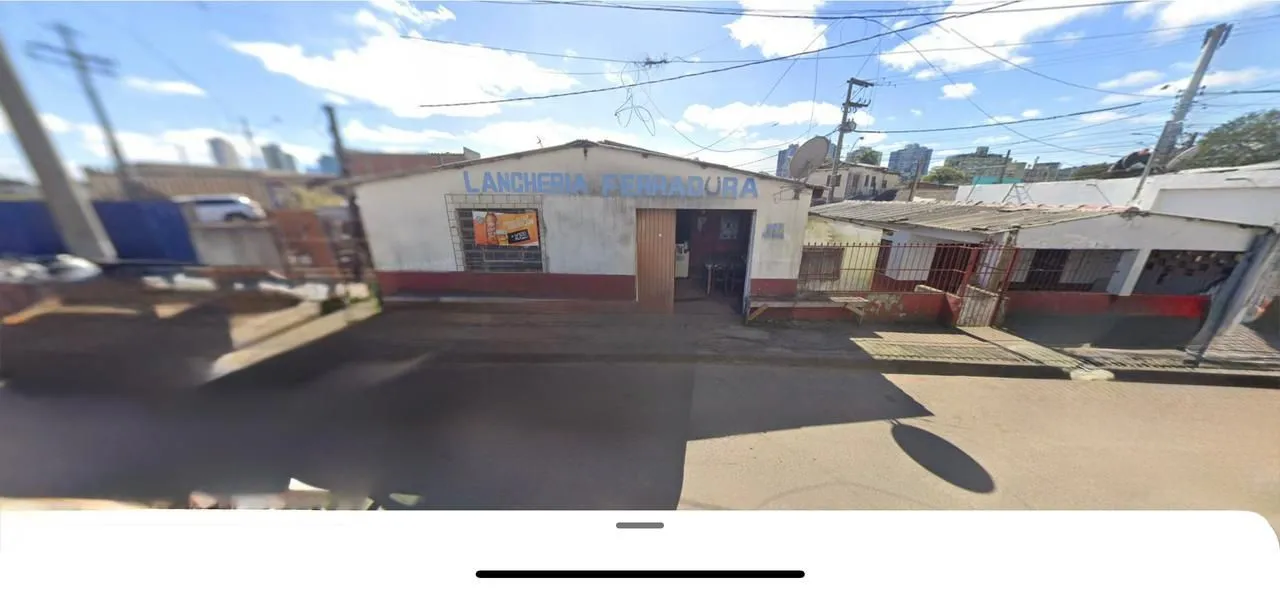 Imagem Terreno ao Lado do Golden Lake