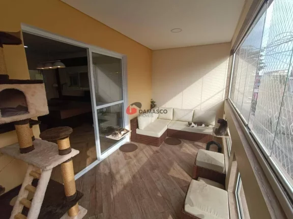 Imagem Sobrado à venda 2 Quartos, 2 Suites, 3 Vagas, Fundação, São Caetano do Sul - SP