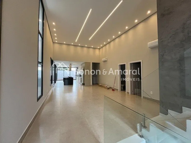 Imagem Casa Em Condomínio à Venda no Portal Do Jequitibá em Valinhos