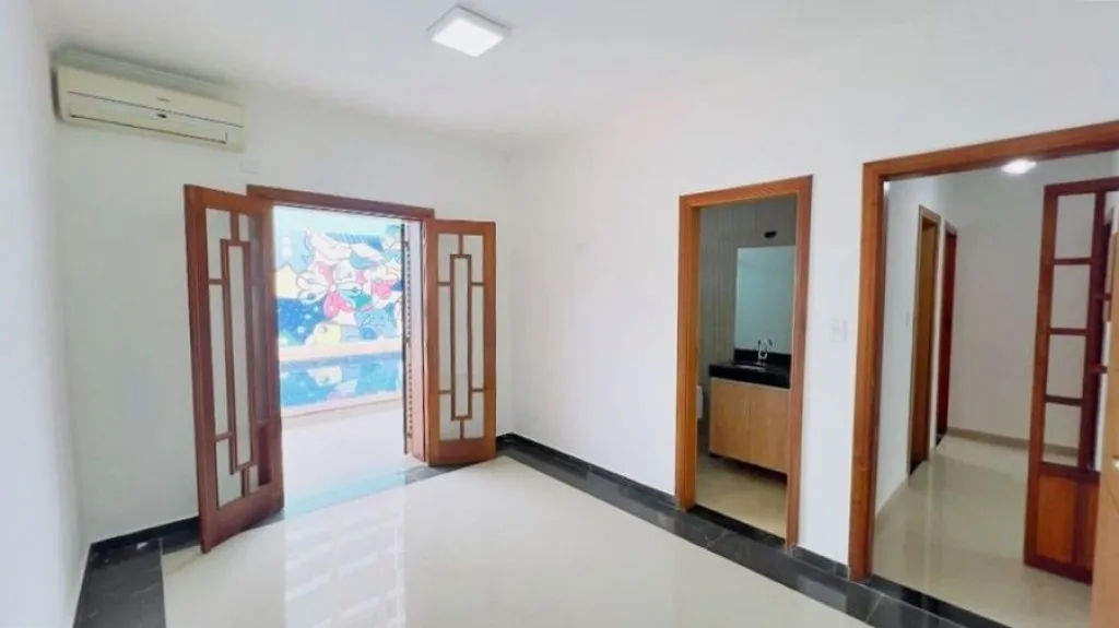 Imagem CASA COM 250,00 m² - CANTO DO FORTE - PRAIA GRANDE SP
