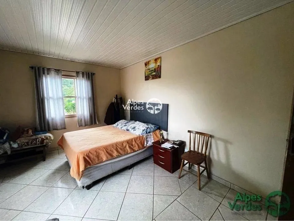 Imagem Vende-se casa na Vila do Cedro em Canela/RS