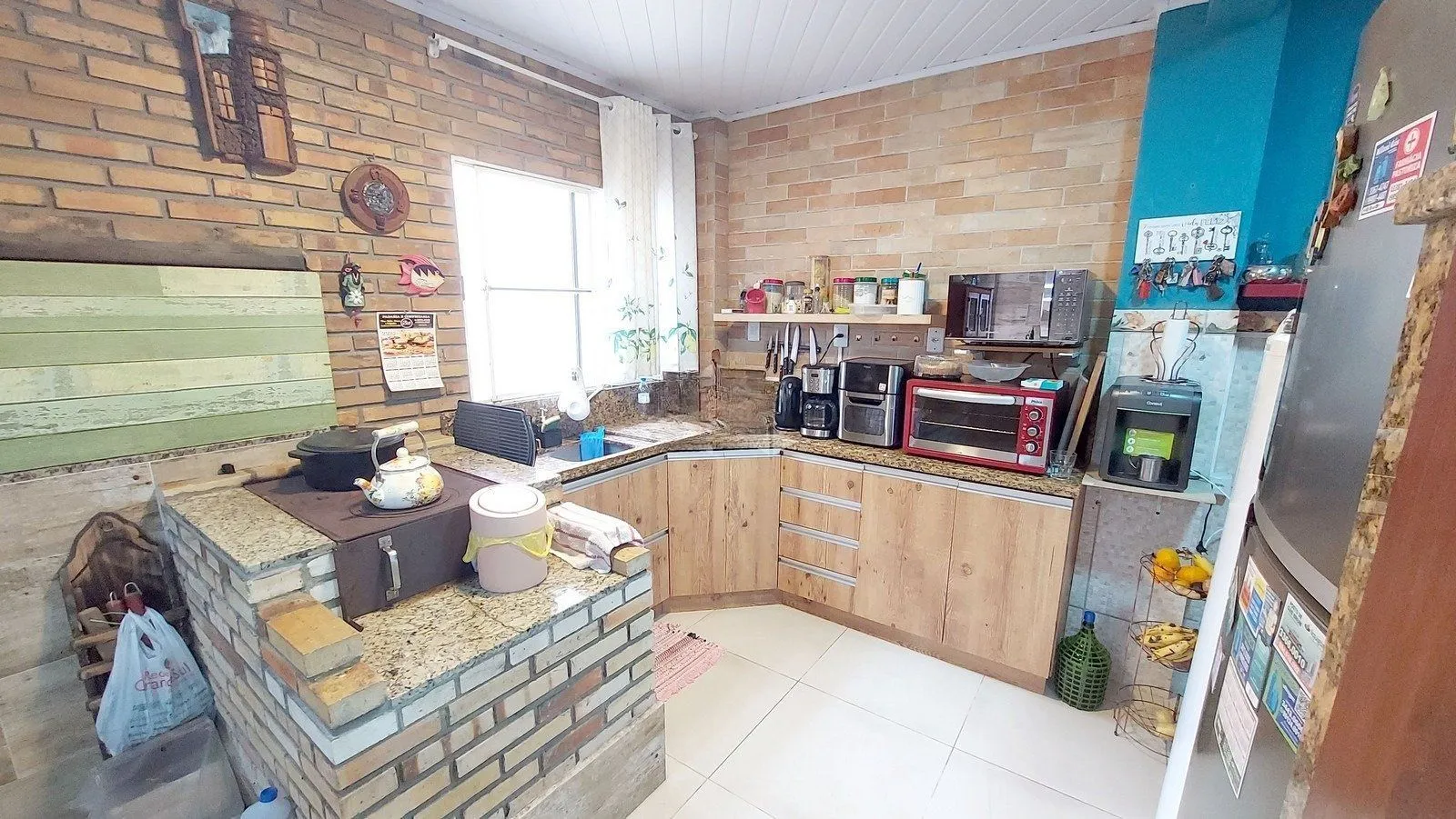 Imagem Casa com 3 dormitórios á venda no Bairro Sarandi, Porto Alegre