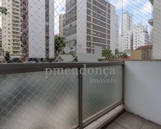 Imagem Apartamento em Higienópolis com 4 quartos (1 suí­te) e 1 vaga, 135 m²