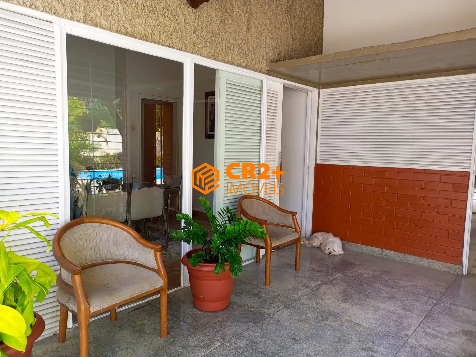 Imagem Vendo Casa 242m² com 3 Quartos sendo 1 Suíte, no Engenho do Meio.- 842m² total