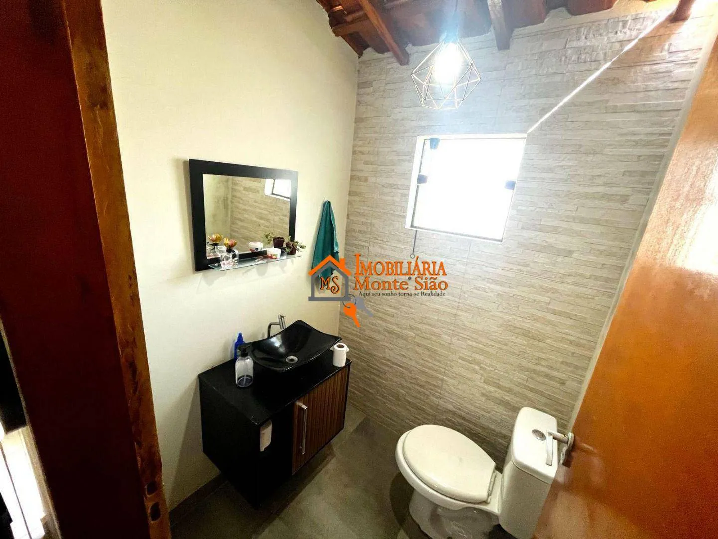 Imagem Sobrado com 3 dormitórios à venda, 210 m² por R$ 550.000,00 - Vila Rio de Janeiro - Guarulhos/SP