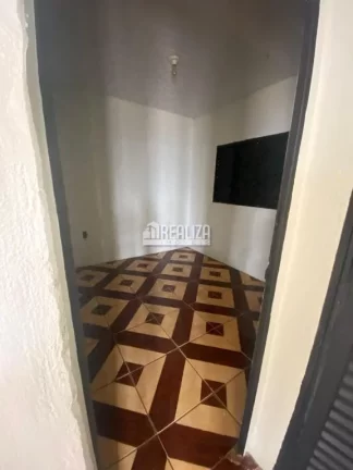 Imagem Casa de 2 dormitórios à venda no Residencial 2000, Uberaba