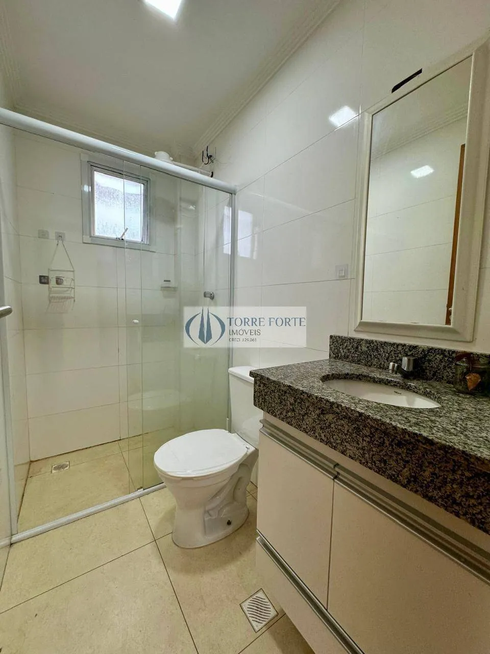 Imagem Lindo Apartamento com 1 dormitorio ,1 vaga na Tupi Praia Grande