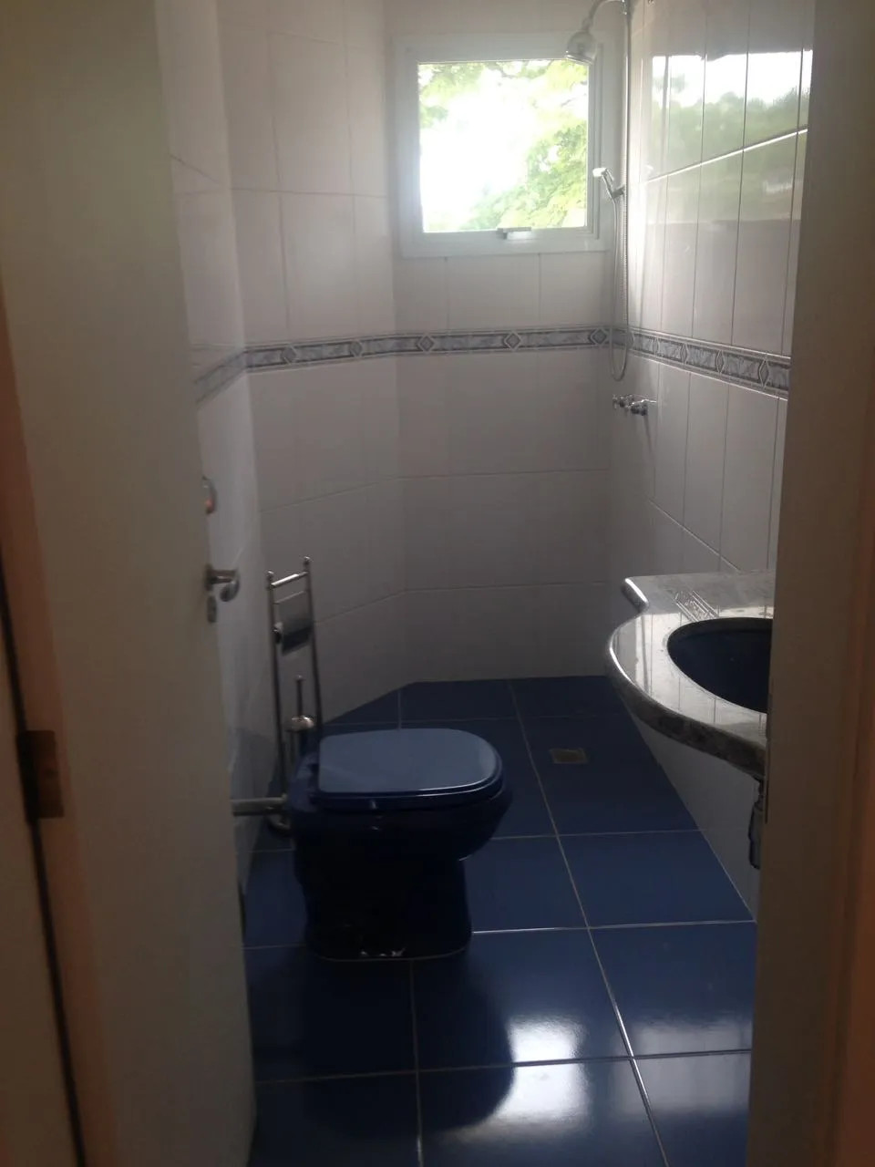 Imagem Casa Sobrado de 400m², Localizada no Condomínio Residencial Vivendas do Lago - SOROCABA/SP!