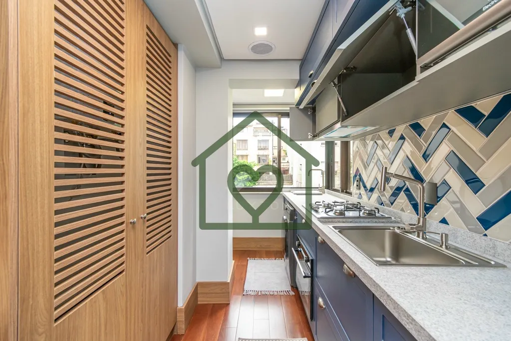 Imagem Apartamento mobiliado e decorado para alugar no bairro Mont Serrat, próximo ao Parcão. Com 45m2, c...