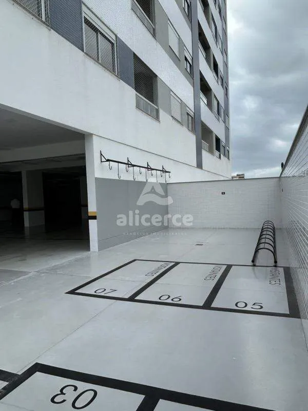 Imagem Apartamento à venda com 2 quartos 1 suíte, 71,2m² em Capoeiras Florianópolis
