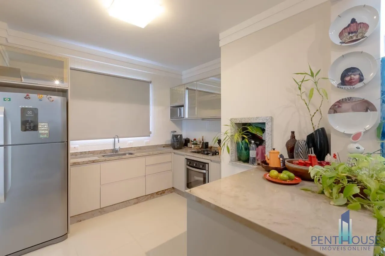 Imagem Apartamento Zona Central para Venda em Balneário Camboriú, CENTRO, 3 dormitórios, 3 suítes, 3 banheiros, 2 vagas