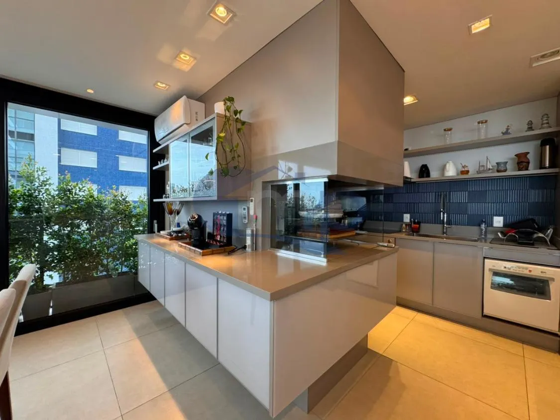 Imagem Apartamento a venda com 4 suites na Praia Grande em Torres/RS