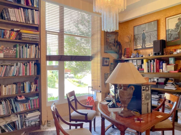 Imagem Casa de Condomínio em Aldeia da Serra - Barueri, SP