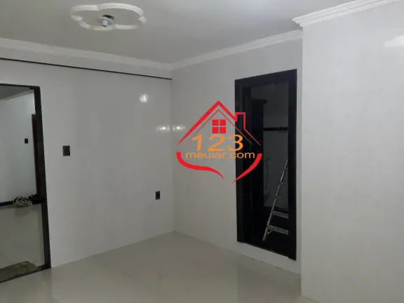 Imagem Casa com 5 Quartos à Venda, 286 m² em Guamá - Belém