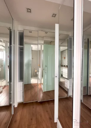 Imagem Linda cobertura em duplex com 272 mts2 privativos, 2 garagens, 3 dormitórios, sendo 1 suíte master...