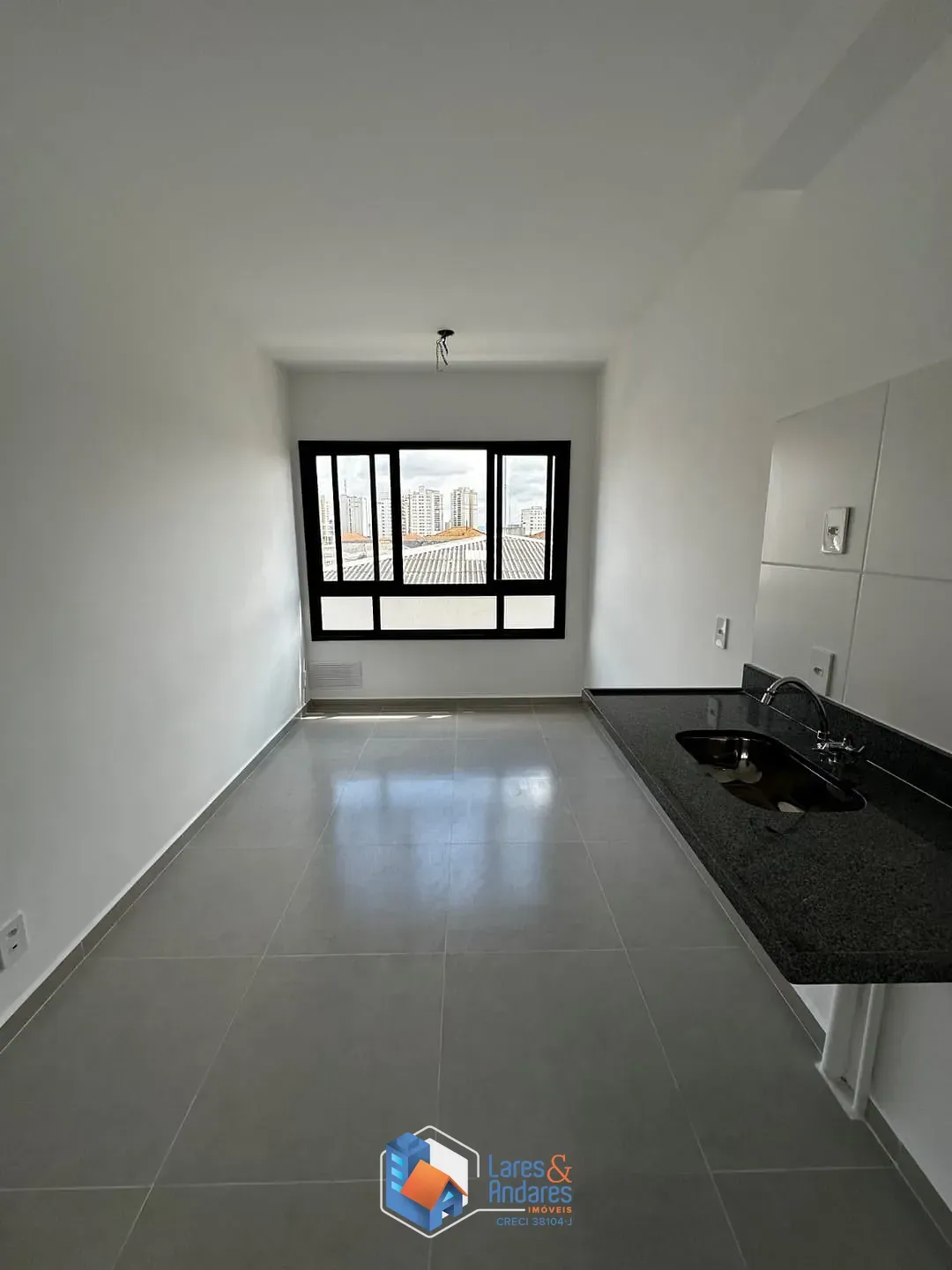 Imagem STUDIO À VENDA COM 25 M², BUSINESS PLACE, 3º ANDAR, COM ESPAÇO GOURMET, PET PLACE E S/VG - IPIRANGA - SP.