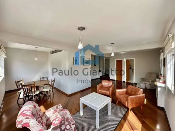 Imagem Casa Espetacular com 5 suítes, gourmet, piscina e hóspedes!