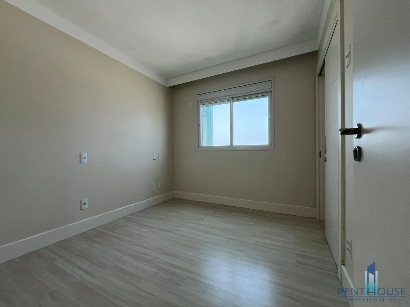 Imagem Apartamento Zona Central para Venda em Balneário Camboriú, CENTRO, 4 dormitórios, 4 suítes, 5 banheiros, 3 vagas