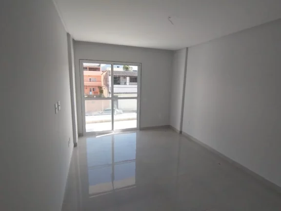 Imagem Casa a venda na praia do Morro Guarapari-ES Casa duplex composta por 3 suítes sendo uma Suite master com Closet e 2 vagas de garagem