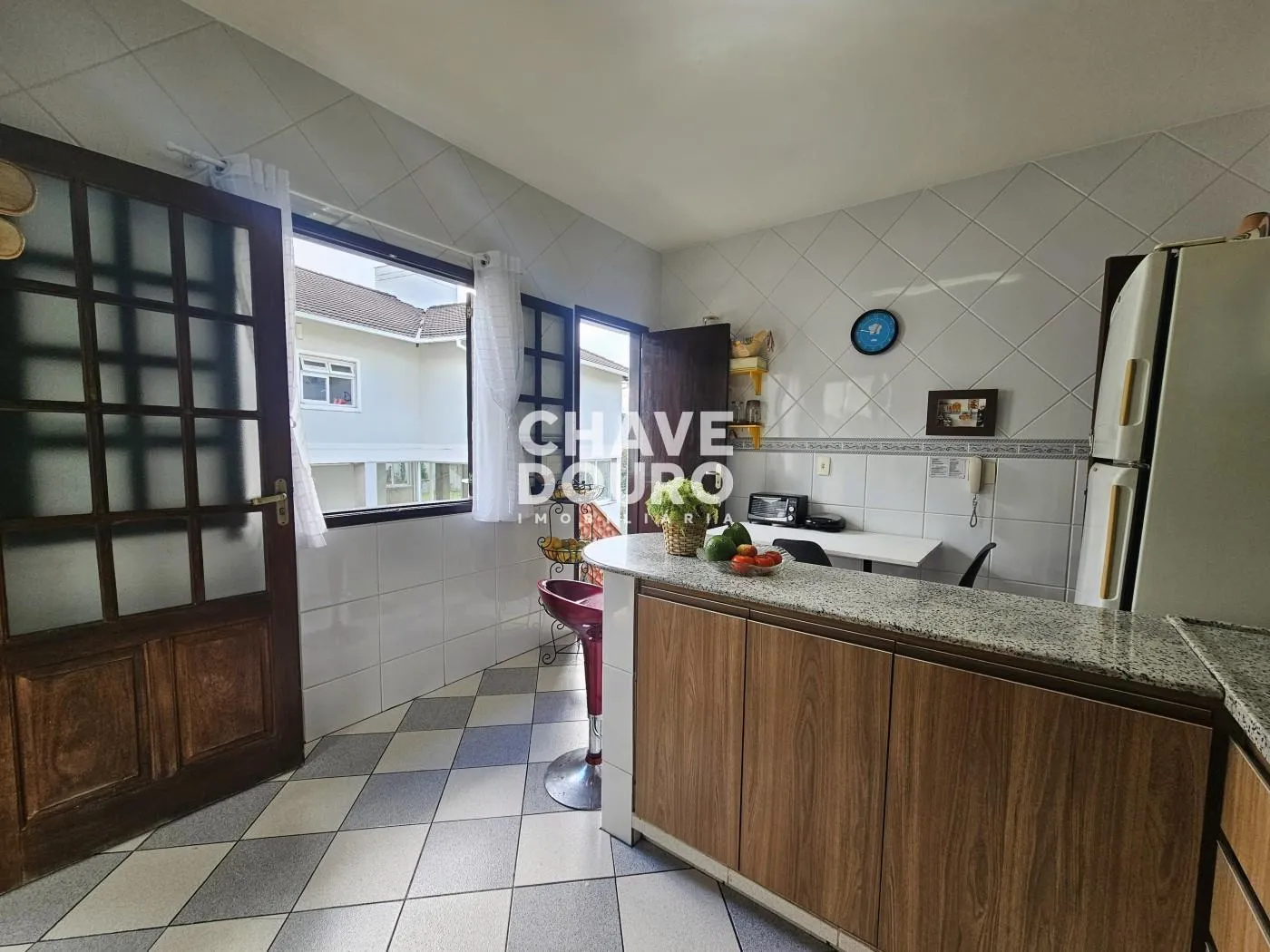 Imagem Linda casa no estilo colonial com lazer no centro da cidade!