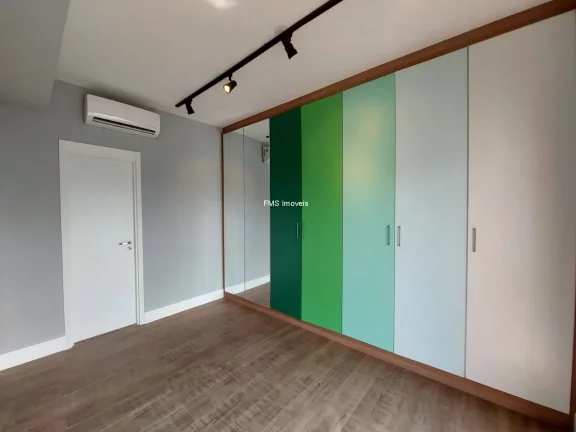 Imagem Apartamento para venda com 2 quartos e 2 vagas na Granja Julieta.