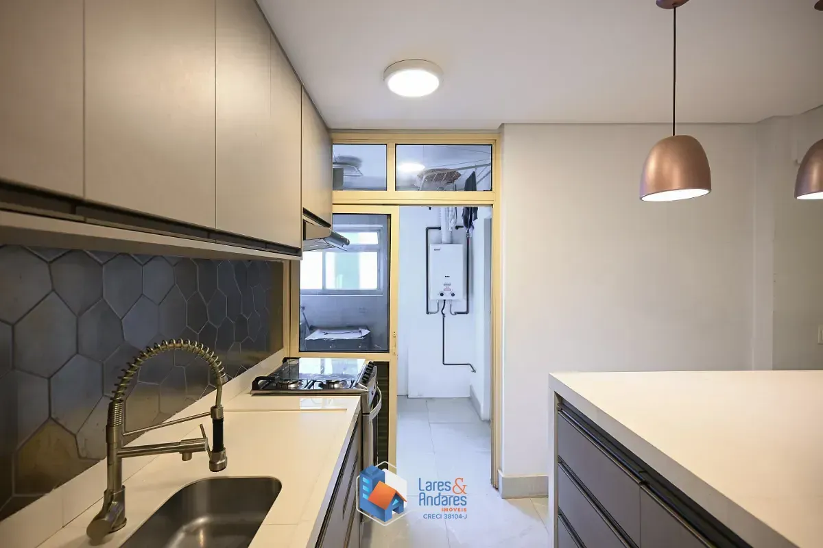 Imagem Apartamento para venda em Moema com 3 quartos, sendo 1 suíte, 112m²