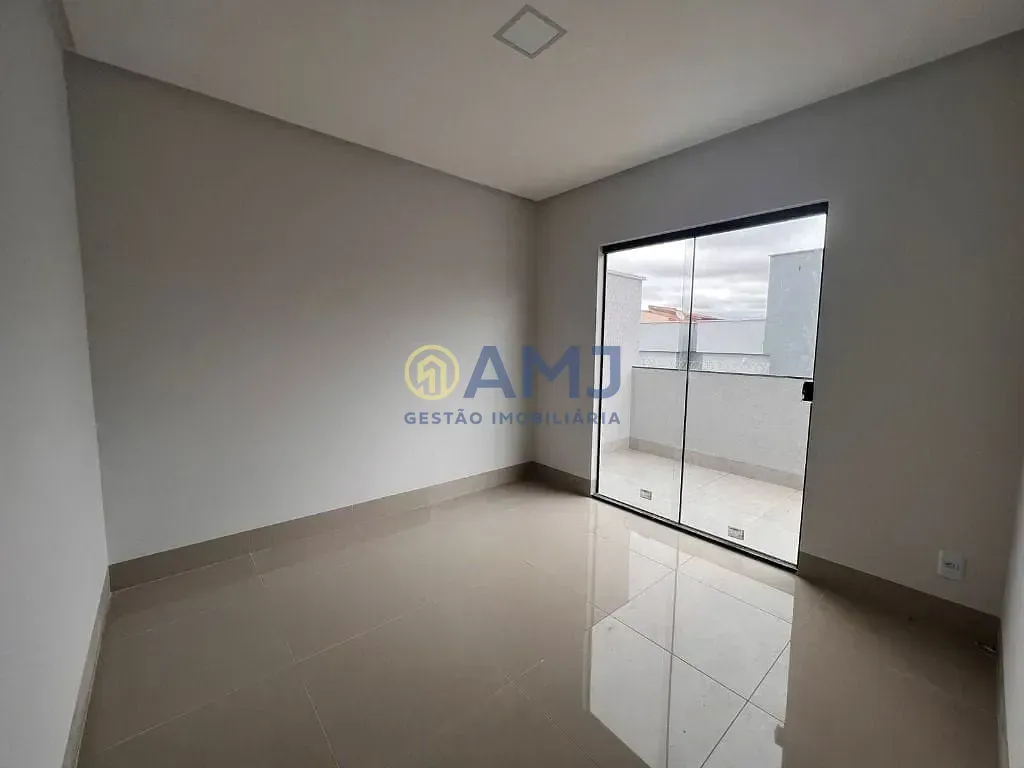Imagem SOBRADO ALTO PADRÃO | SETOR TRÊS MARIAS - 3 SUÍTES PLENAS