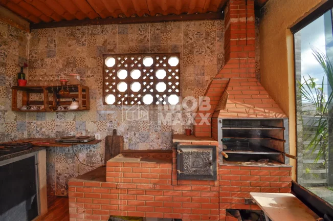 Imagem Casa Ceilândia - Sol Nascente. 3 Quartos, c/ Picisna, Fogão a Lenha. R$230.000,00