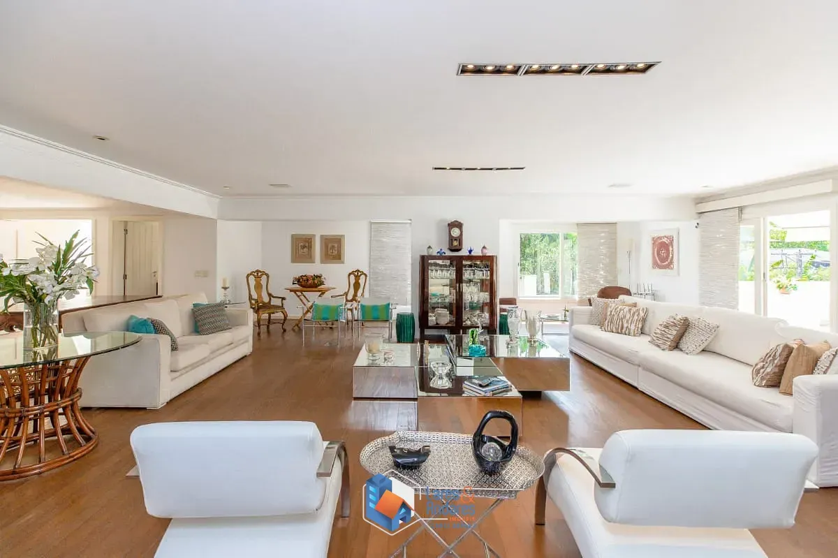 Imagem Casa no condomínio Condominio Jardim Vitória Regia para venda com 4 quartos, sendo 4 suítes, 873.75m²