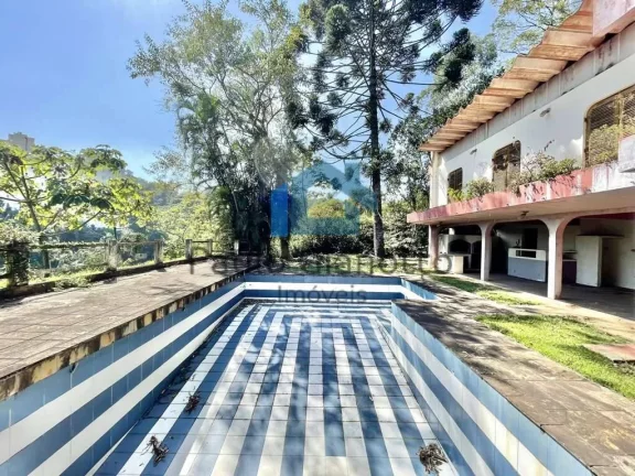 Imagem Casa Alto Padrão p/ Reformar na Granja Viana - Oportunidade