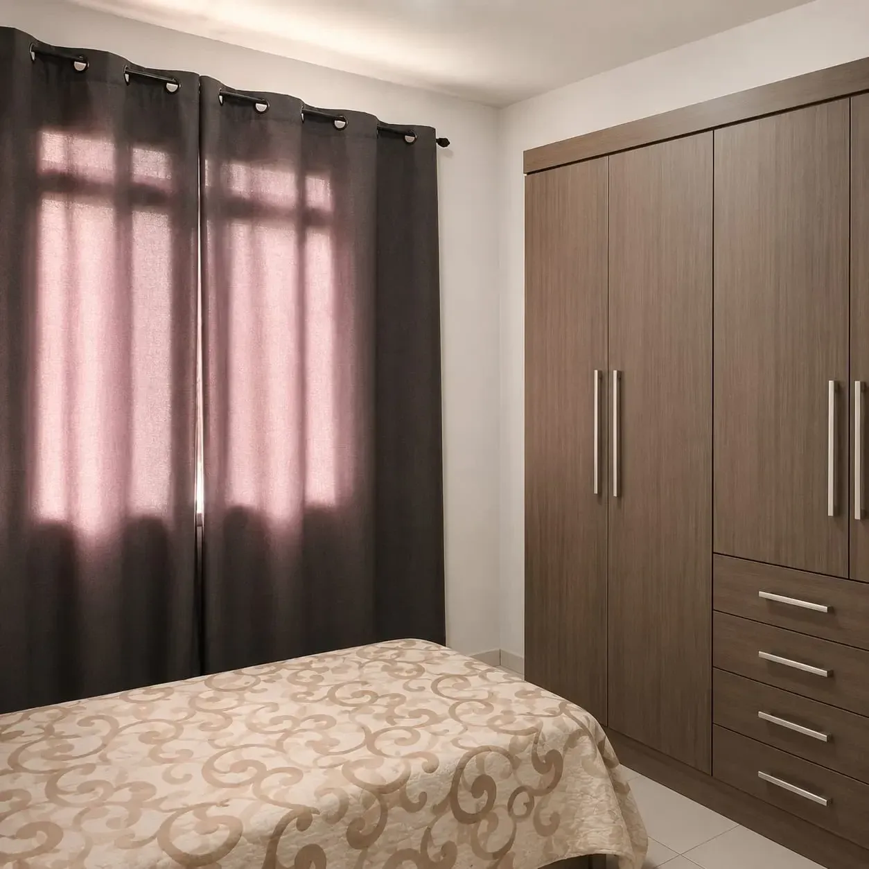 Imagem Apartamento com 2 Quartos à Venda, 42 metros em Parque das Indústrias - Betim