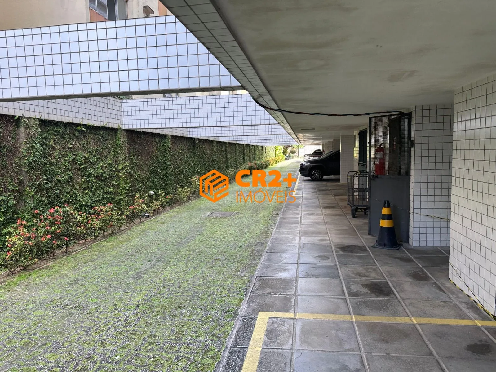 Imagem Vendo apartamento de 242 m2 na zona norte com 4 quartos e 3 vagas cobertas