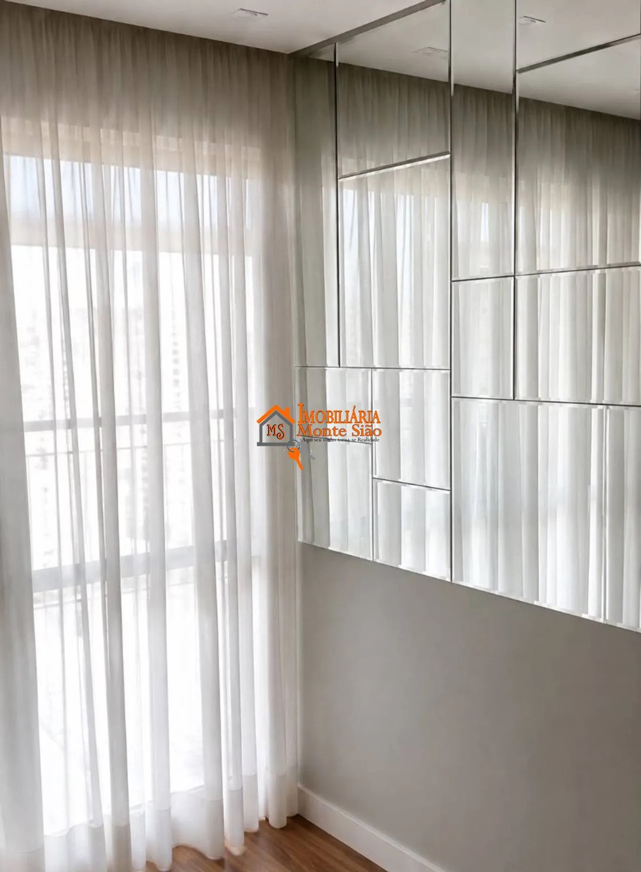 Imagem Apartamento com 2 dormitórios para alugar, 56 m² - Jardim Flor da Montanha - Guarulhos/SP